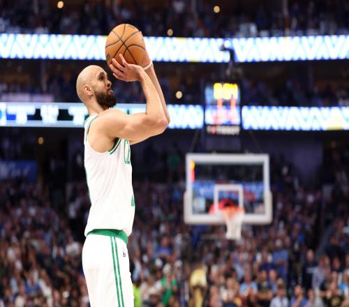 +514，聯(lián)盟第2，年薪2635萬，本賽季最性價(jià)比的球星，你要爭冠了