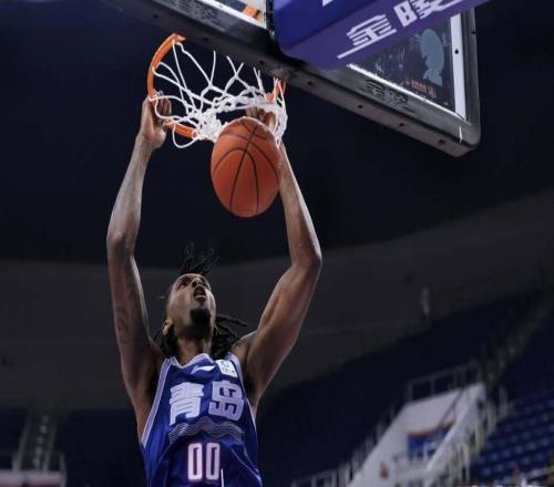 放生“領頭羊”！青島男籃領先三節末節被反超，客場險些擊敗上海男籃