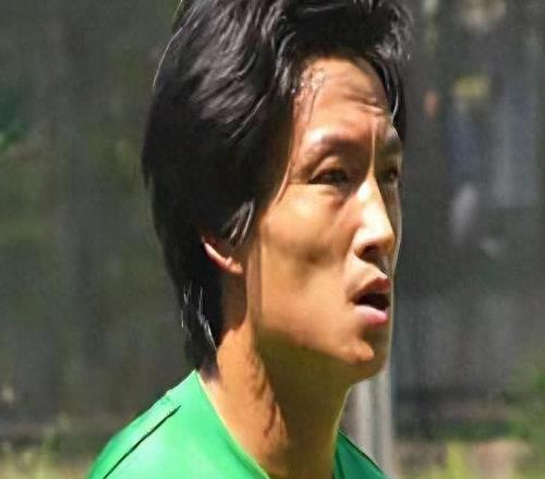 能屈能伸！前國安后衛拒絕躺平改送外賣，日收300元，引發熱議