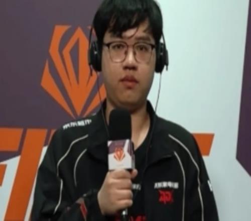 Xiaoxu：去年第三賽段JDG給了我機會，相當(dāng)于把我救了過來