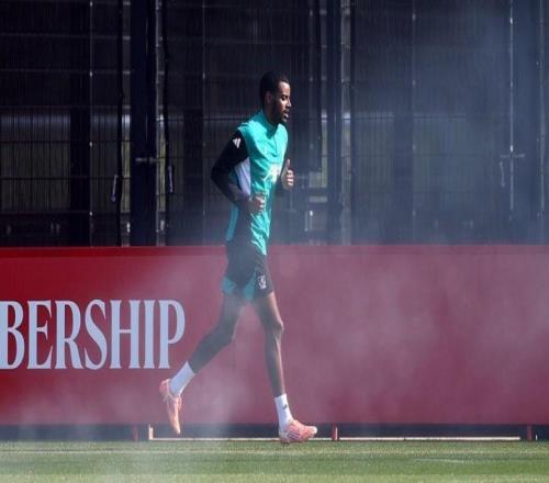 好消息，傷缺近三個(gè)月的伊薩克已回歸場(chǎng)地訓(xùn)練