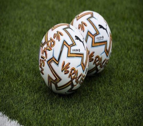 官方：彪馬與西甲推出全新反種族主義主題特別版比賽用球