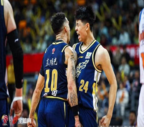 再帥也不能重用了！名氣最大卻全場2分+連續(xù)低迷，上他不如上家政