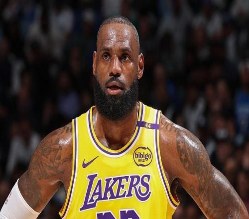 勝火箭！雷迪克談杜蘭特殺人誅心，東契奇多次點出詹姆斯強勢表現(xiàn)