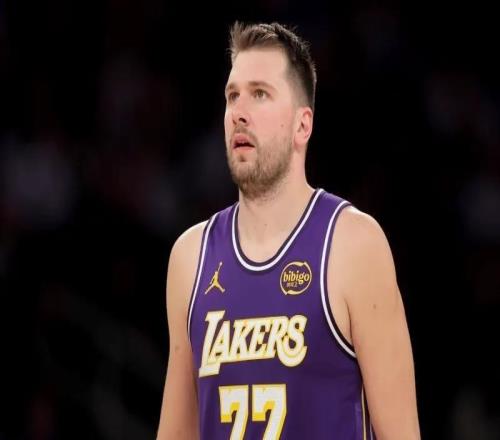 湖人124116再勝火箭球員評價：2人滿分，6人及格，1人低迷