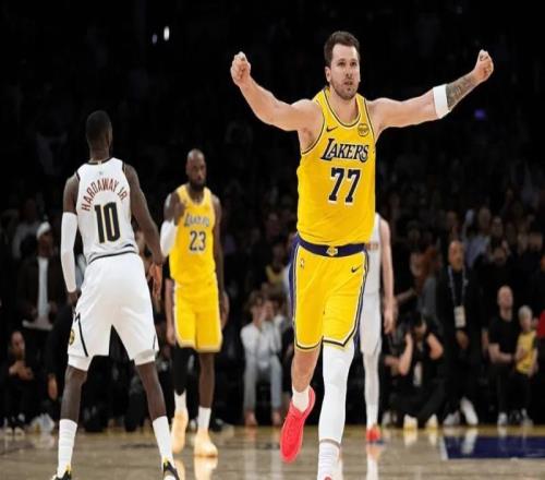 對掘金4勝1負！場均38+10+5，東契奇效應來了，詹姆斯也把話挑明