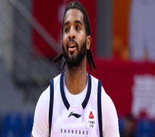 輸球又輸人！山東外援罵上海球迷，引發(fā)混亂：CBA將會送上罰單