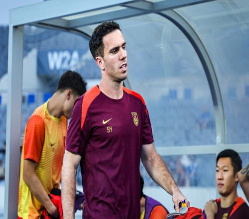 北青報道：塞爾吉尼奧傷情需進一步評估，國足已決定補招李鎮全_中超直播