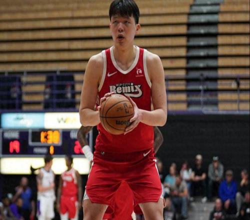 再砍兩雙！楊瀚森9中6得到14分11板3助3帽混音22分逆轉猛龍905