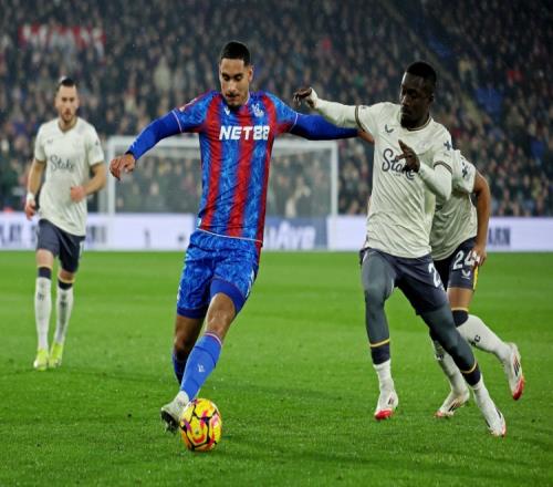 拉克魯瓦的夢想終于實現了似乎連足總杯的輝煌也照耀不了他的未來_英超直播