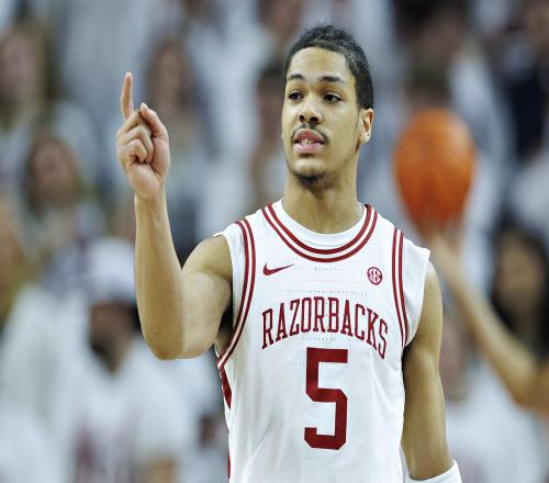 瘋?cè)趦蓤?chǎng)比賽中狂砍60分大一新星阿卡夫即將擁有銳步簽名鞋創(chuàng)造NCAA歷史佳績(jī)_NBA直播