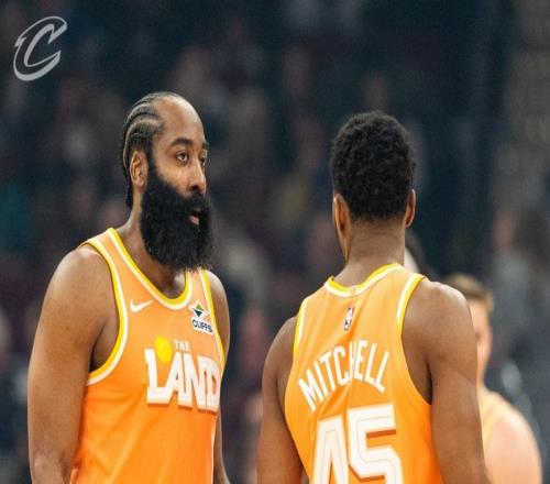 騎士勝魔術卻引熱議！0.8秒直播變回放疑似錄播哈登出戰14勝4負