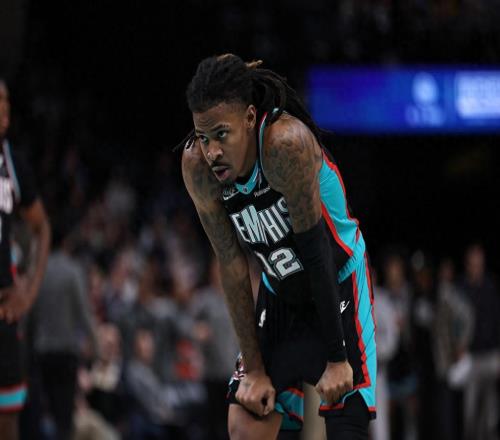 3年才打79場，五年前都說你能接班庫里，如今1.9億打成垃圾合同