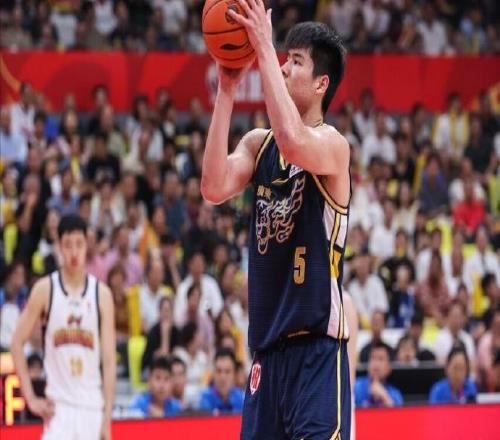 打壓其他球員！除非加入杜鋒經紀公司，徐昕是最好的例子