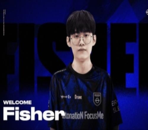 日本戰隊DFM官宣：中單選手Fisher加入