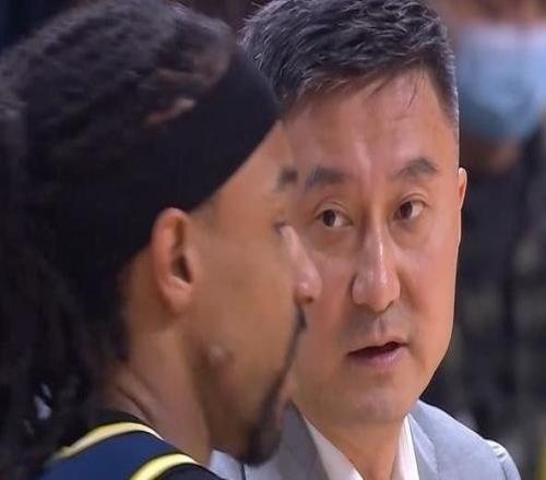 CBA焦點戰(zhàn)！廣東vs北京12人名單：徐杰胡明軒PK趙睿周琦麥基在列