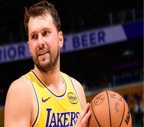 湖人vs籃網(wǎng)前瞻：兩隊實力相差懸殊，湖人主場劍指連勝