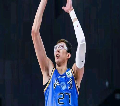 CBA常規賽北京男籃8875擊敗浙江周琦12分