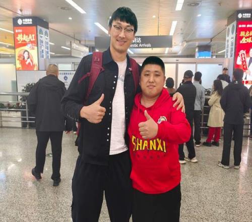 正式確定！旅美新星代表山西男籃征戰(zhàn)剩余CBA比賽，潘江盼來救星