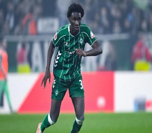 18歲德甲后防神童橫空出世，開價高達4500萬歐，5大歐洲豪門瘋搶