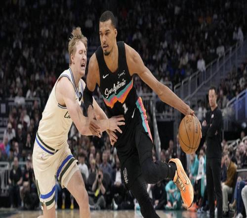 26戰(zhàn)24勝，馬刺甩開(kāi)湖人鎖前二！文班劍指DPOY+MVP四大優(yōu)勢(shì)沖冠軍