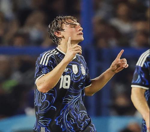 羅馬諾：邁阿密?chē)?guó)際正談判卡塞米羅！巴薩正和國(guó)米中衛(wèi)談個(gè)人待遇