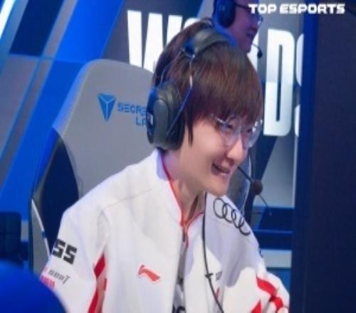 瘋狂陰陽Tian！超話熱議TES遭AL血虐：小舔辛苦了！買這種人還不如留奶油下來