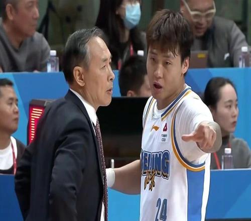 CBA最新消息！趙睿徹底找回狀態(tài)，山東欲裁外援，上海傷兩員大將