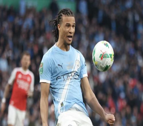 太陽報(bào)：阿克購下藍(lán)軍訓(xùn)練場旁一棟住宅，正準(zhǔn)備翻修成7居豪宅