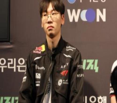 給你菜完了！Doran冠軍英雄狼母被杰斯壓爆12分鐘二塔對線對位落后3.2K