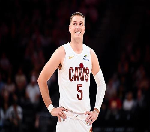 完全不適合擔任鋒線！騎士強力投手的手感都受到了明顯地影響