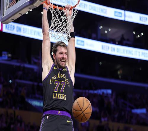 東契奇回應(yīng)MVP呼聲：我不會為自己拉票但我覺得我打得挺不錯