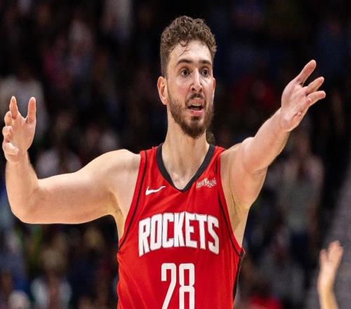 勝雄鹿采訪！申京回應傷情+自身高效發揮，謝潑德與伊森互相鼓勵