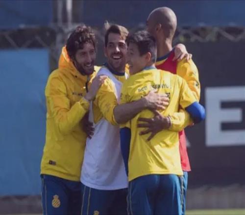 先跟阿隆索不兼容，后給莫德里奇騰位置，武磊前隊(duì)友生不逢時