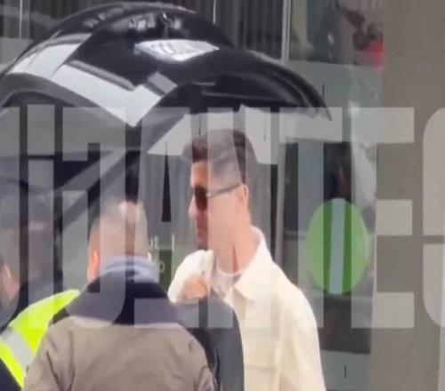 西媒：萊萬(wàn)已返回巴塞羅那，他已經(jīng)收到了俱樂(lè)部的續(xù)約報(bào)價(jià)