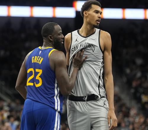 41分18板3助3帽！就在今天，3項前無古人的NBA紀錄被文班達成了