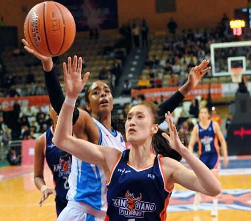 轟24分+5記三分！中國女籃32歲1米86王牌閃耀：當最佳李夢替身