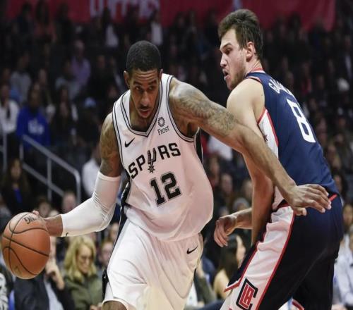 文班亞馬缺席！馬刺11899勝快船，?？怂?2+8+5+3，卡斯爾20+4+4