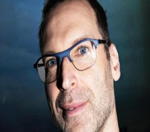 切赫：足球的美在于球員的多樣性，不能用手柄控制梅羅、小白