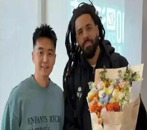 南京同曦簽約美國歌手征戰(zhàn)CBA聯(lián)賽，看似一招臭棋，實則一招妙棋