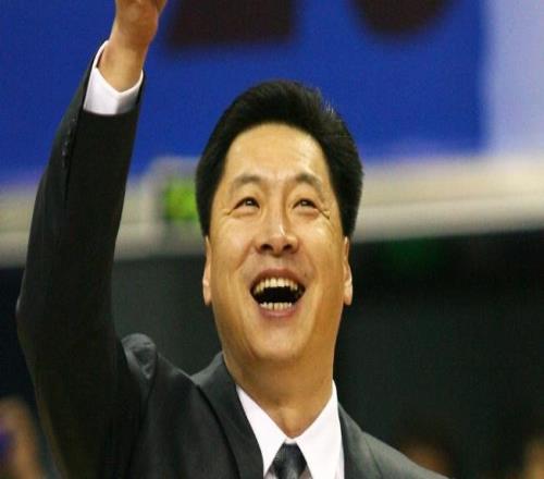 何時復出執教李春江正面回應李楠即將走向前臺春哥卻難替杜鋒