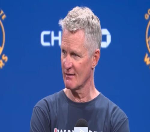 科爾：按計(jì)劃庫(kù)里明天會(huì)登場(chǎng)，他的復(fù)出給全隊(duì)帶來(lái)了希望