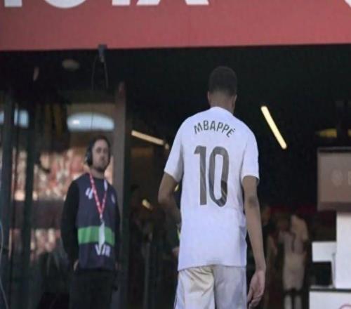 對輸球不滿！姆巴佩賽后憤怒離場