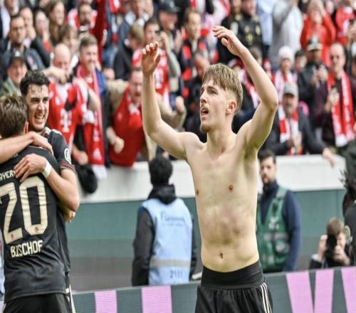 哈曼：有時當輸給拜仁時你不得不脫帽致意，然后說他們就是強