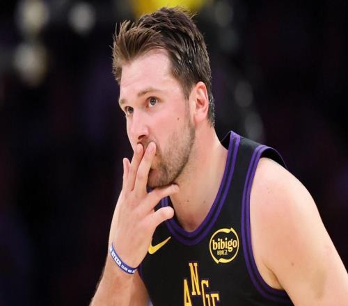 東契奇579分碾碎科比20年紀(jì)錄，賽后甩出一句不贏球就沒意義