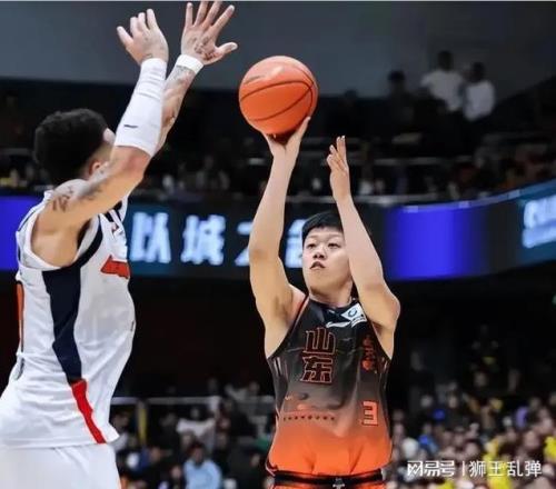 替補(bǔ)奇兵破局！劉毅許夢君閃耀，邱彪該放下執(zhí)念盤活山東陣容