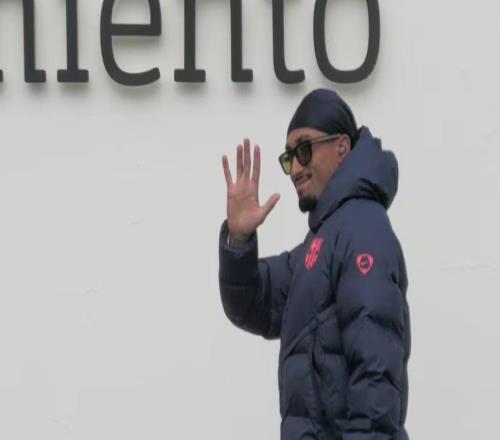 阿斯：拉菲尼亞結(jié)束“家庭治療”歸隊，將為球隊提供精神支持