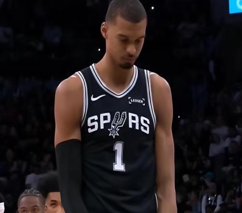 隨著掘金9連勝，馬刺115102，西部最新排名出爐！湖人下滑第4