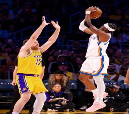 87123！詹姆斯缺陣，亞歷山大25分8助，湖人慘敗雷霆遭遇3連敗