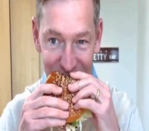 被群嘲連自家產(chǎn)品都不敢吃！麥當勞CEO回應：我這是家教嚴